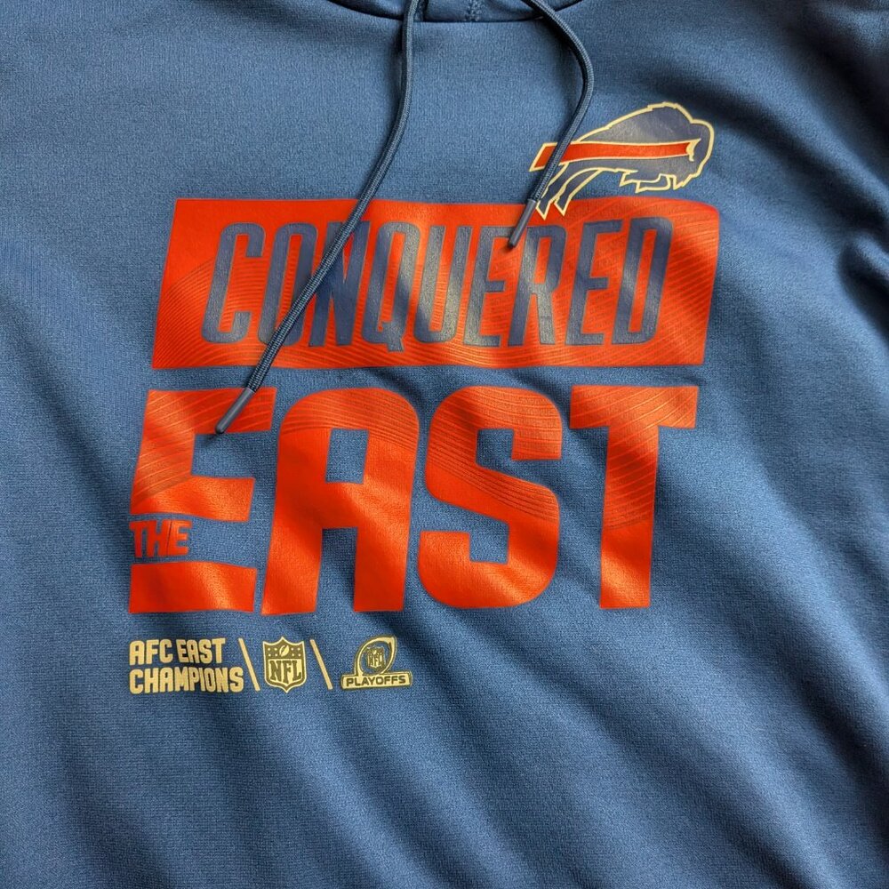 🏈 Nike Men M Buffalo Bills AFC East Champions "Conquered East" Navy Hoodie EUC - Picture 2 of 9